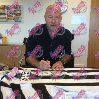 Legende tricou înrămat Newcastle United FC 1994 Shearer Signed Shirt (Framed)