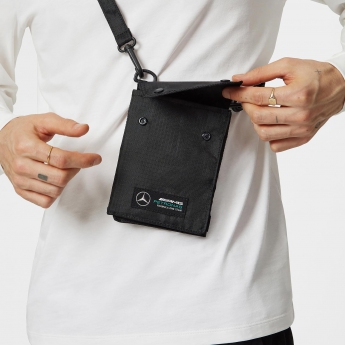 Mercedes AMG Petronas geantă mică Travel Pouch Black F1 Team 2023