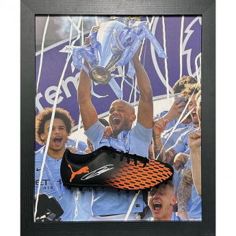 Legende gheată de fotbal în ramă Manchester City FC Kompany Signed Boot (Framed)