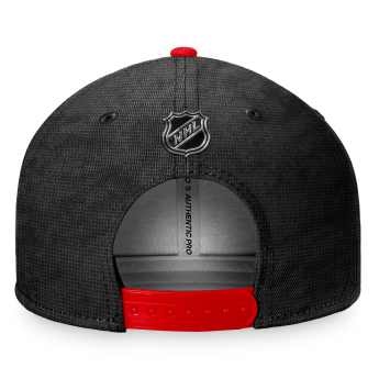 Chicago Blackhawks șapcă flat Black-Athletic Red