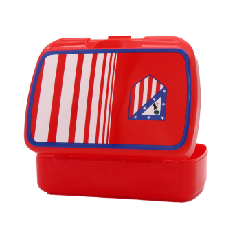 Atletico Madrid cutie la măncare Half