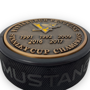 Pittsburgh Penguins puc Stanley Cup Years Gold Medallion