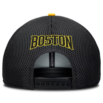 Boston Bruins șapcă de baseball 2026 Stadium Series Authentic Pro Adjustable Trucker