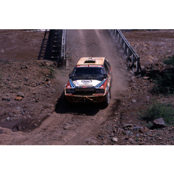 Modele auto și moto model 1/18 Lancia Delta Integrale Rally Kankkunen-Piironen Safari Rally 1990