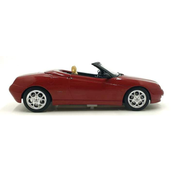 Modele auto și moto model 1/18 Alfa Romeo Spider 1999 red