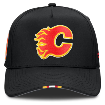 Calgary Flames șapcă de baseball 2025 Draft Authentic Pro Structured Adjustable