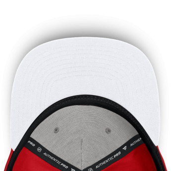 Detroit Red Wings șapcă de baseball NHL On Stage Podium Draft A-Frame Adjustable