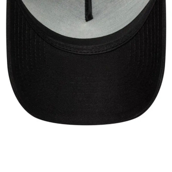 FC Liverpool șapcă de baseball 9forty Trucker black