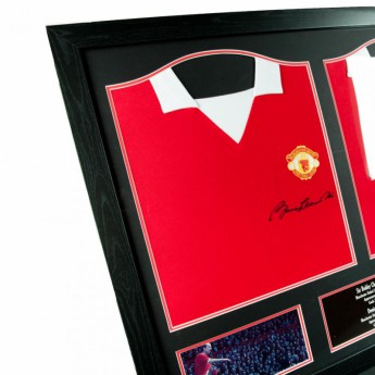 Legende tricou înrămat Manchester United Charlton & Law Signed Shirts (Dual Framed)
