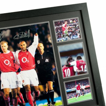 Legende poză în ramă FC Arsenal Bergkamp & Henry Signed Framed Print
